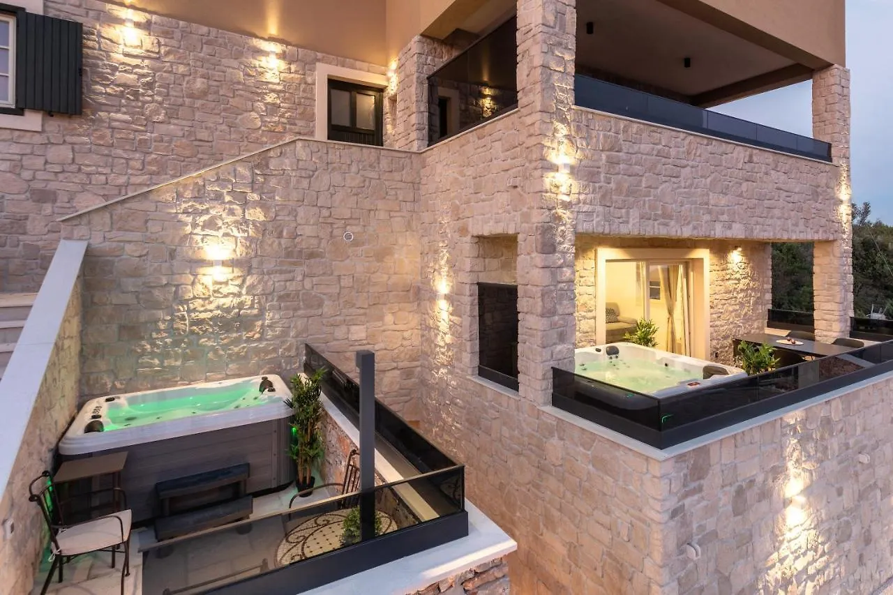 Teona Luxury Studio Apartment With Jacuzzi And Terrace Sea View Sali 0*,  Horvátország